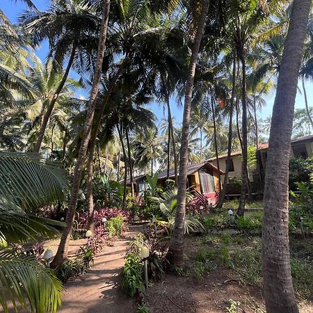 Seaswan Resort Alībāg Eksteriør bilde